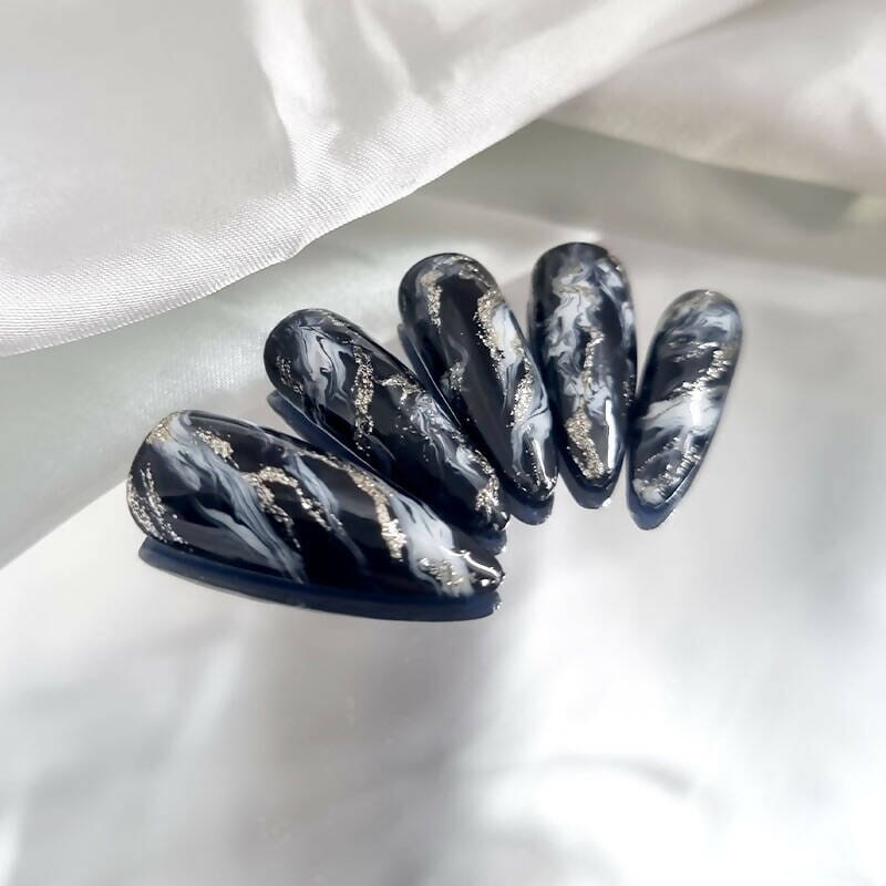 Marbled Reusable Handmade Press-On Nails Nail Wraps Ketclaws Full Black Small Long Almond