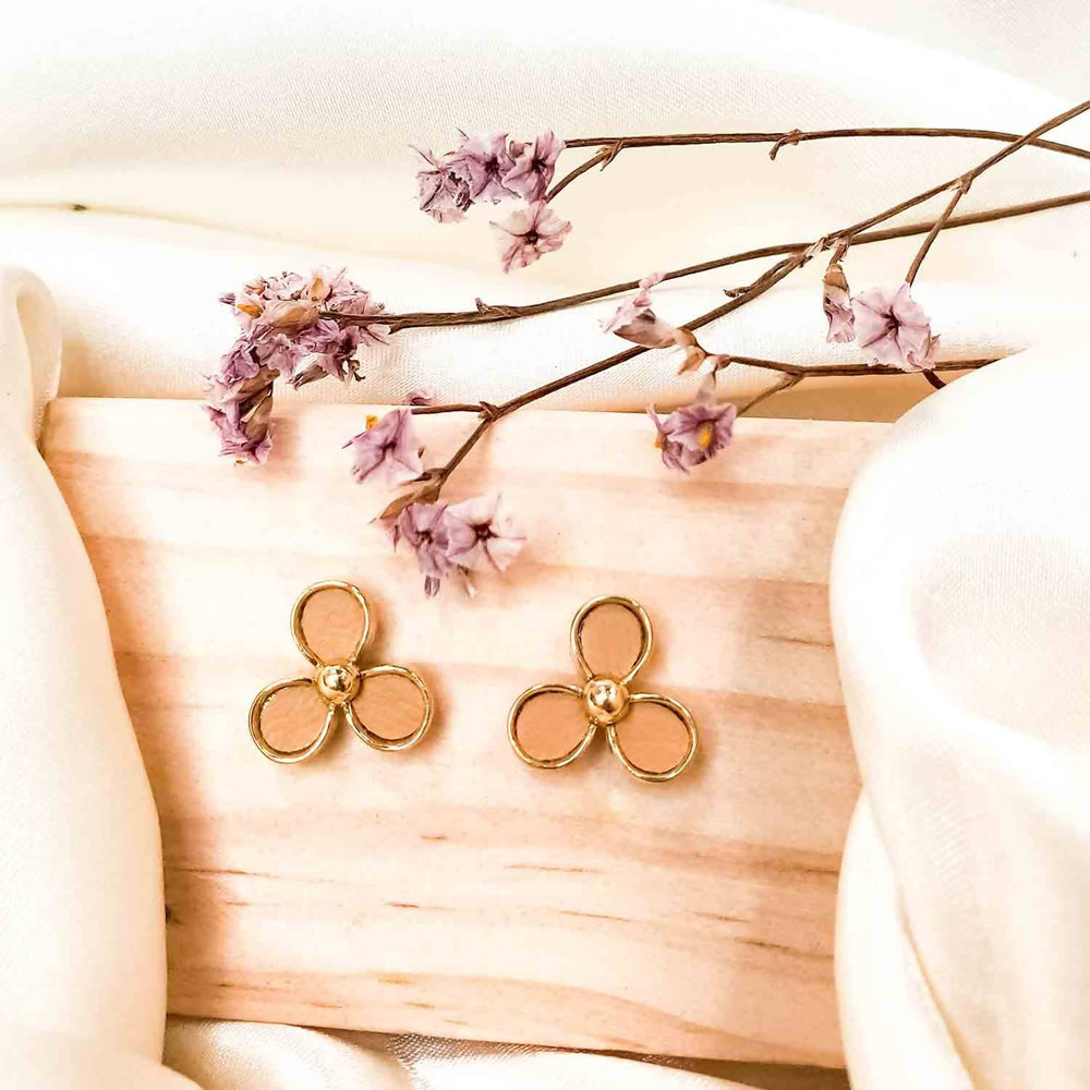 Trillium- Delicate Spring Flowers Stud Earrings Earring Studs Forest Jewelry Mustard Yellow 