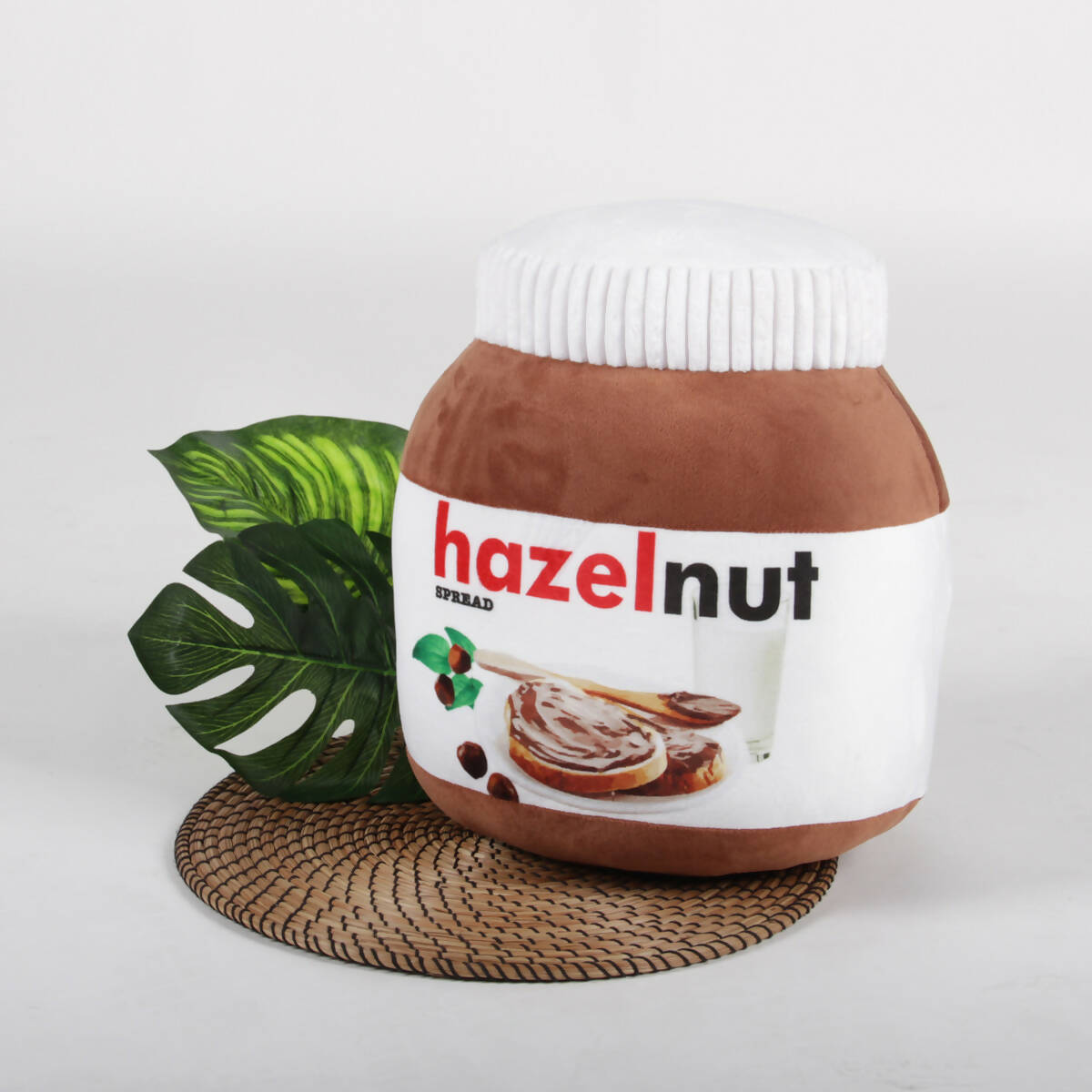 [Nom] Hazelnut Spread Cushion - Naiise