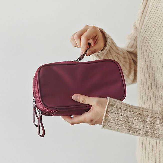 ITHINKSO Double Zip Make Up Burgundy - Makeup Pouches - Iluvo - Naiise
